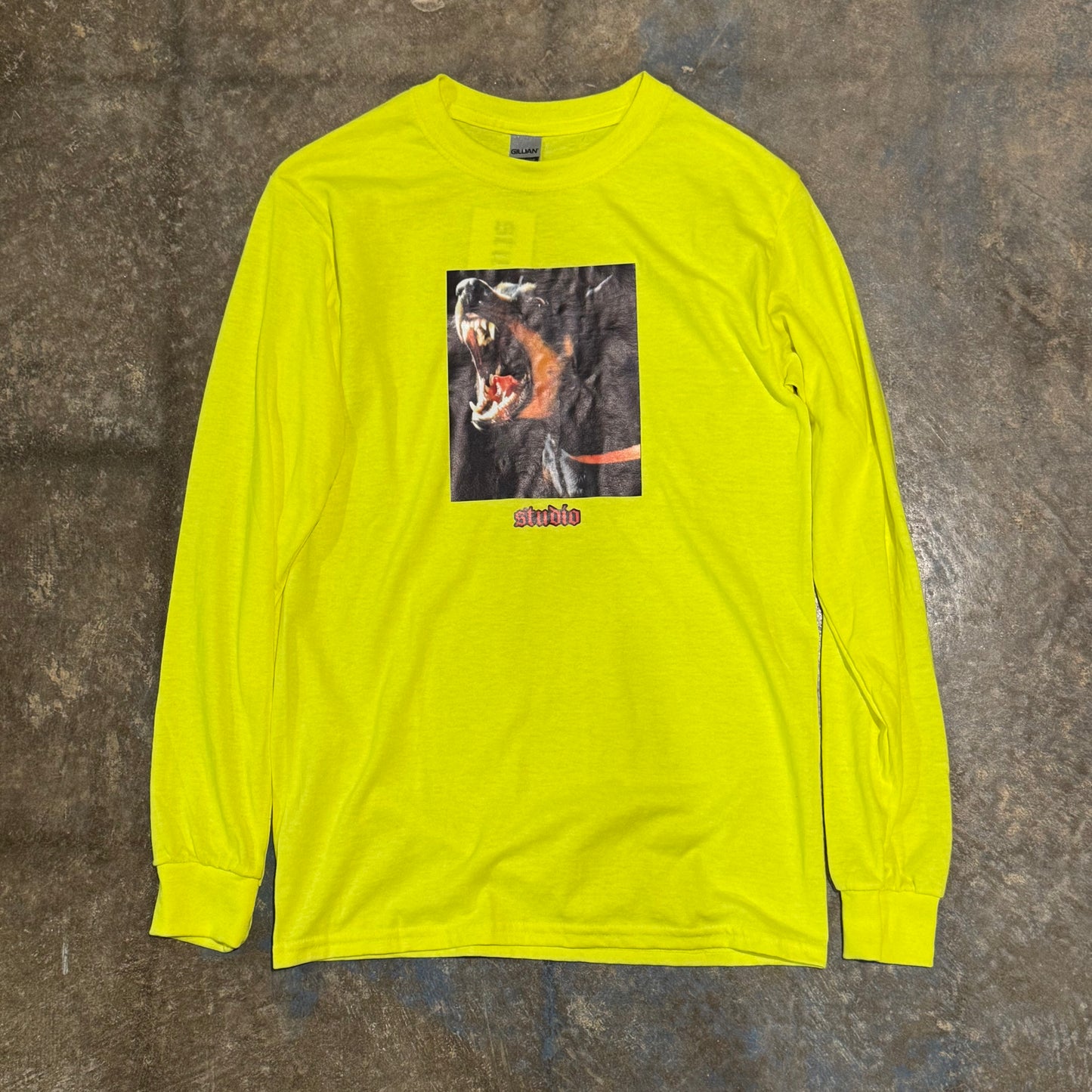 studio pincher longsleeve tee high vis yellow