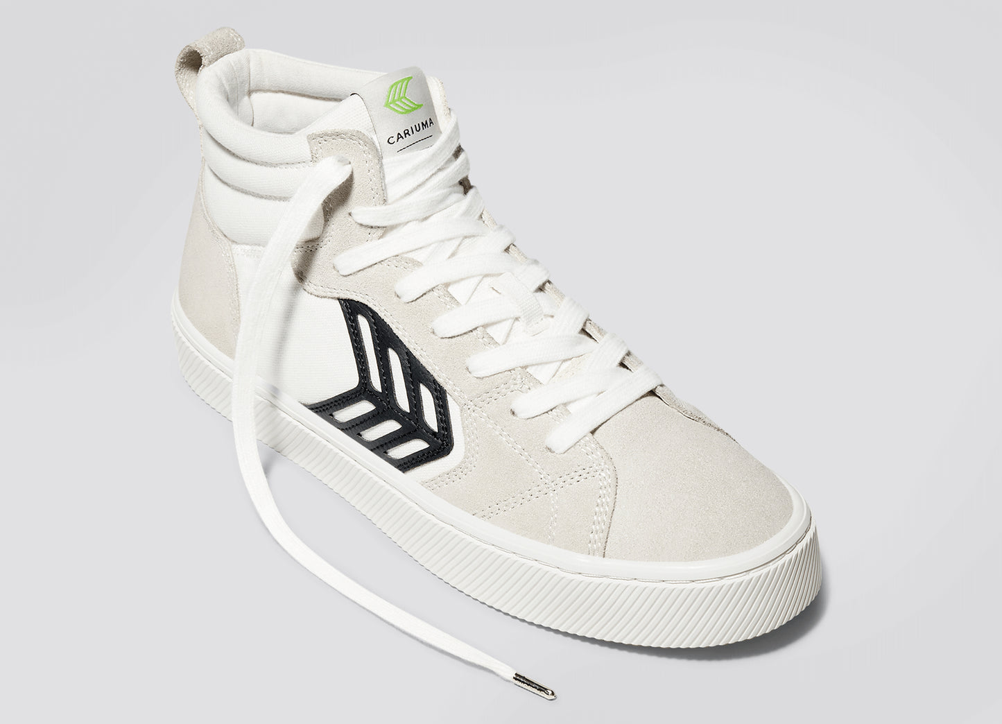 cariuma catiba pro high shoe off white black