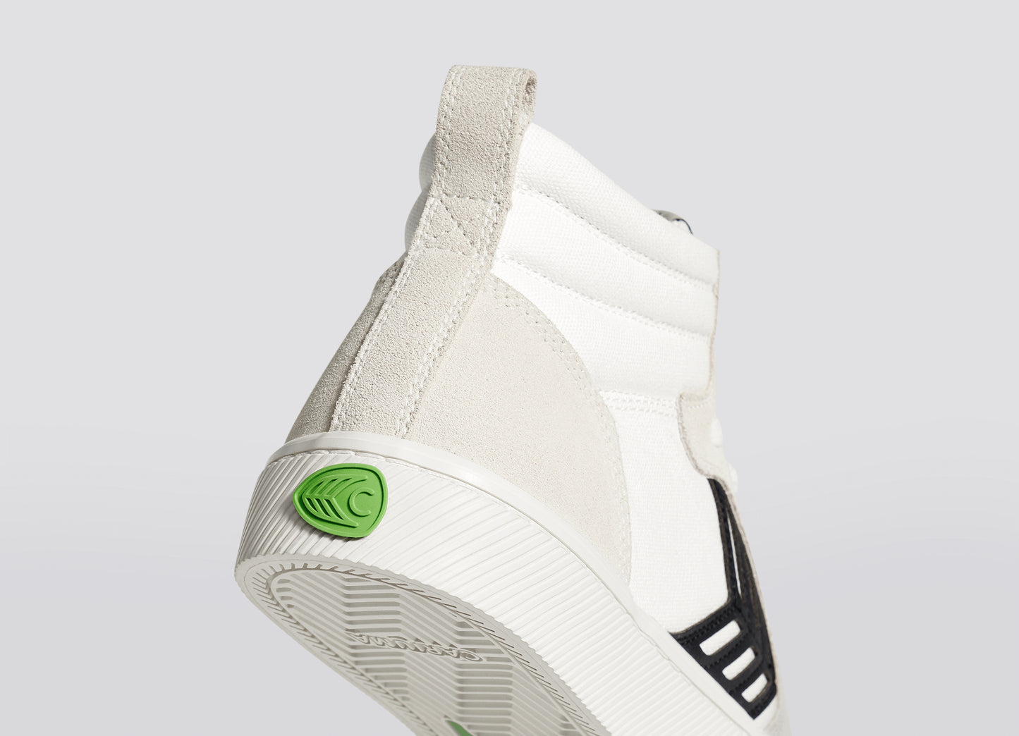 cariuma catiba pro high shoe off white black
