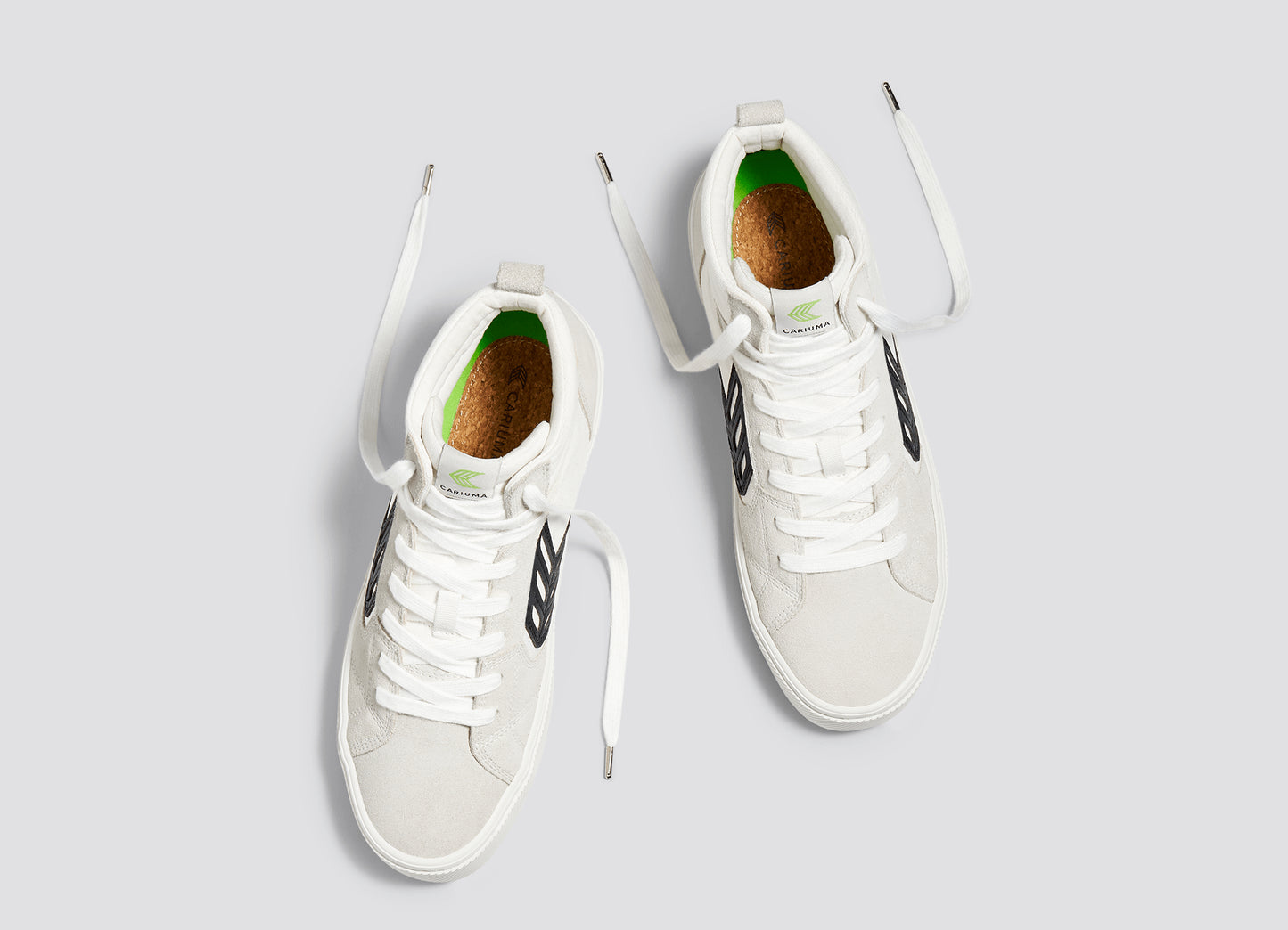 cariuma catiba pro high shoe off white black
