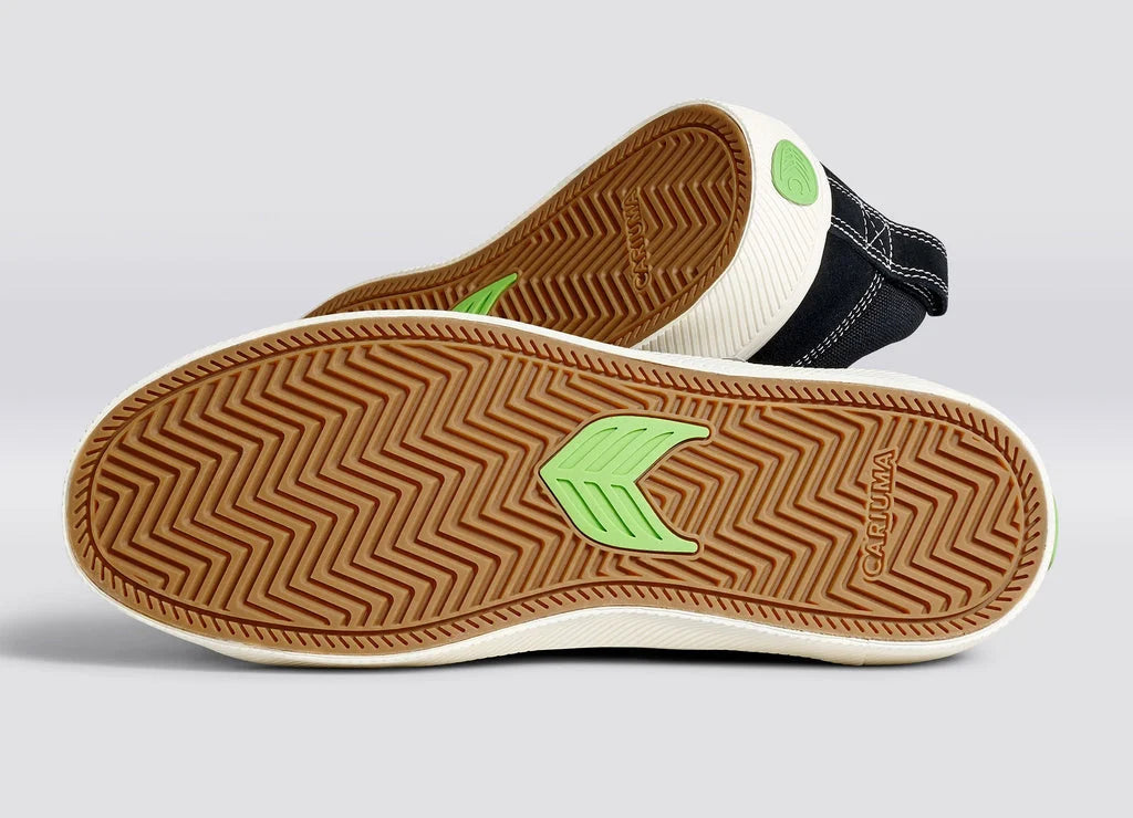 cariuma catiba pro shoe black ivory
