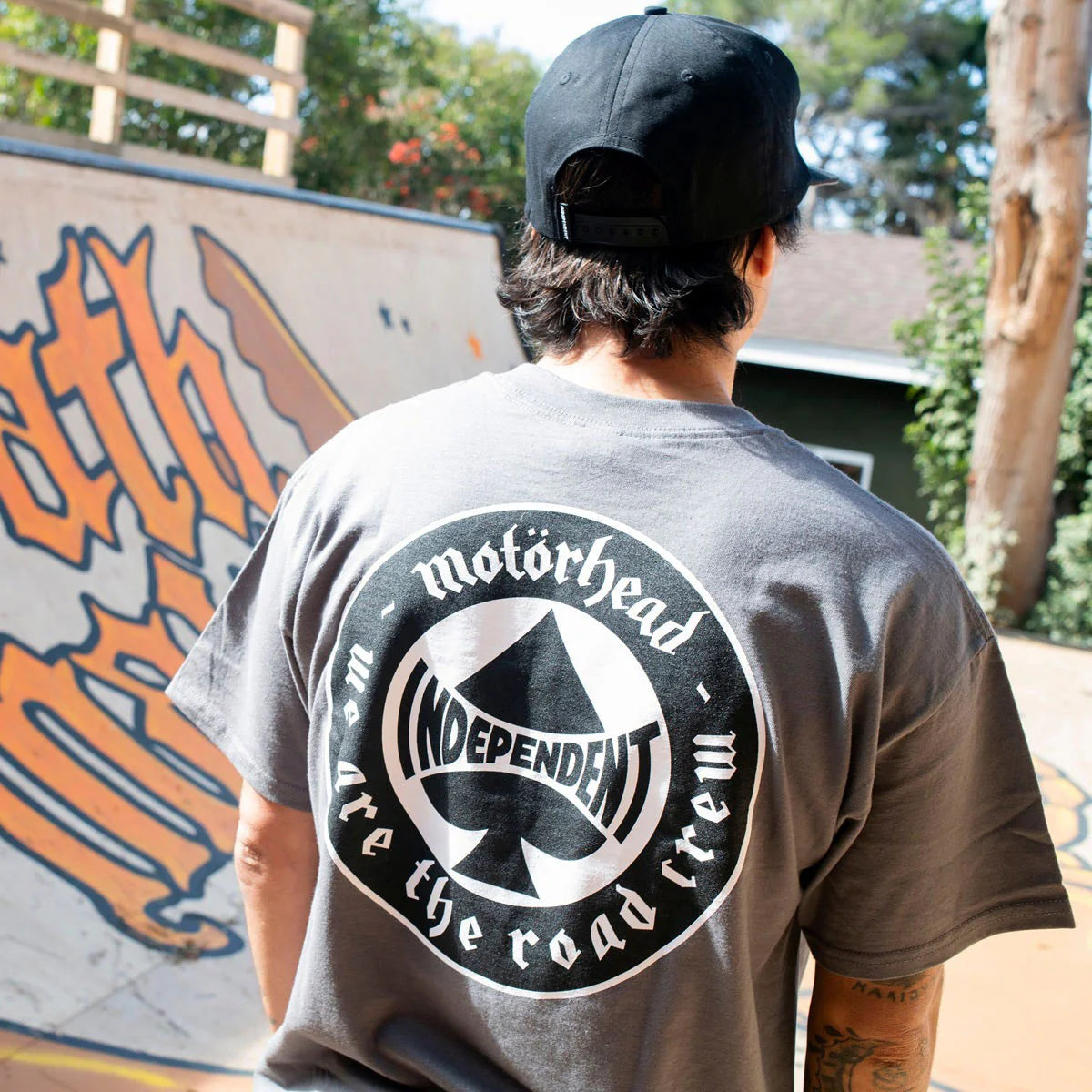 independent motörhead spade heavyweight tee charcoal