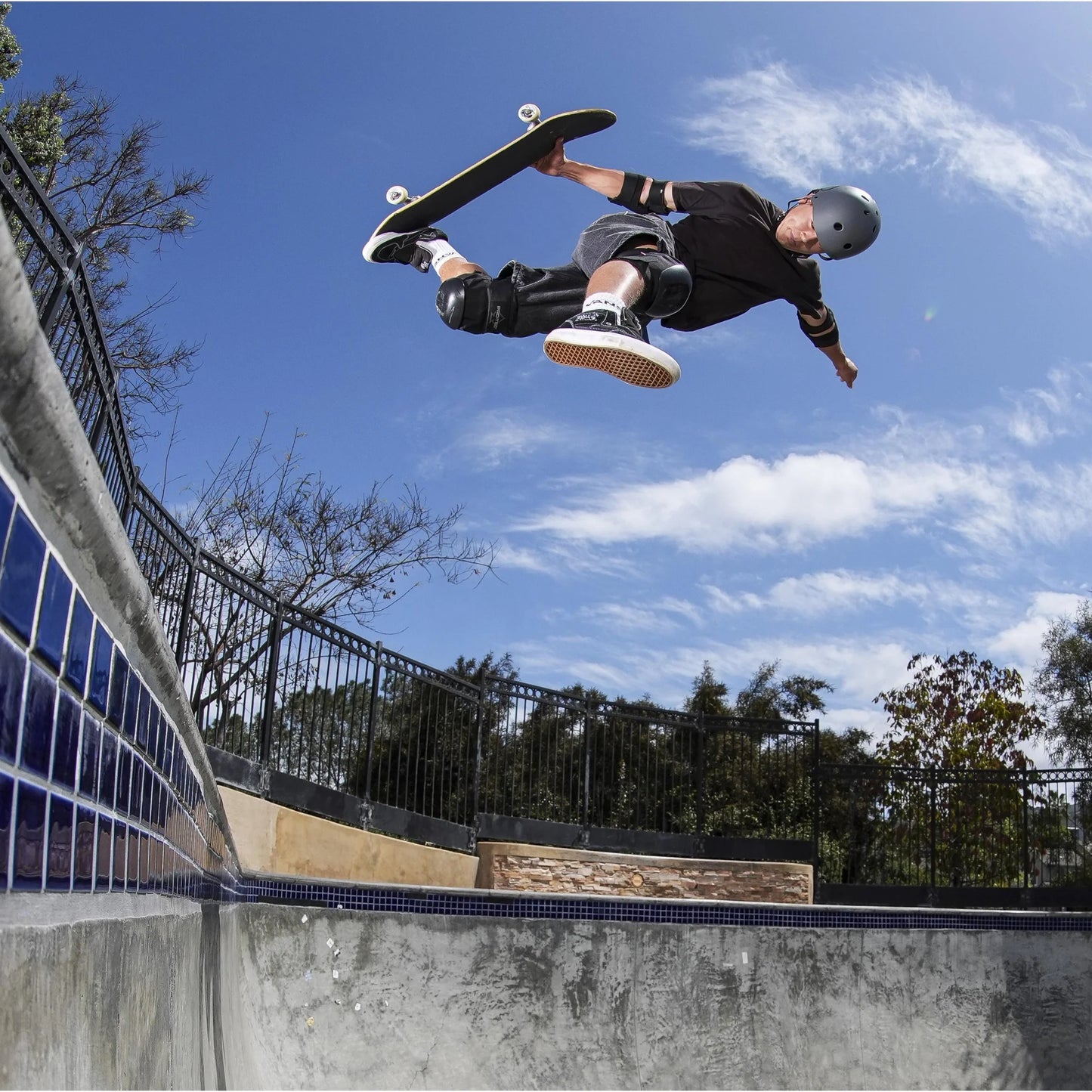 pro tec vert pro knee pads black