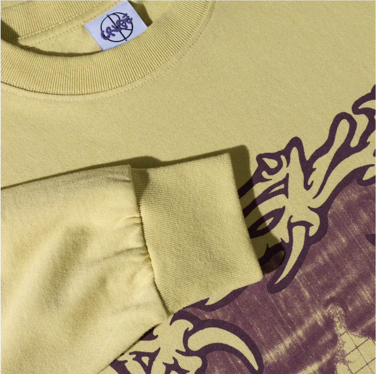 Polar LS Tee Passing Resemblance (magnonette)