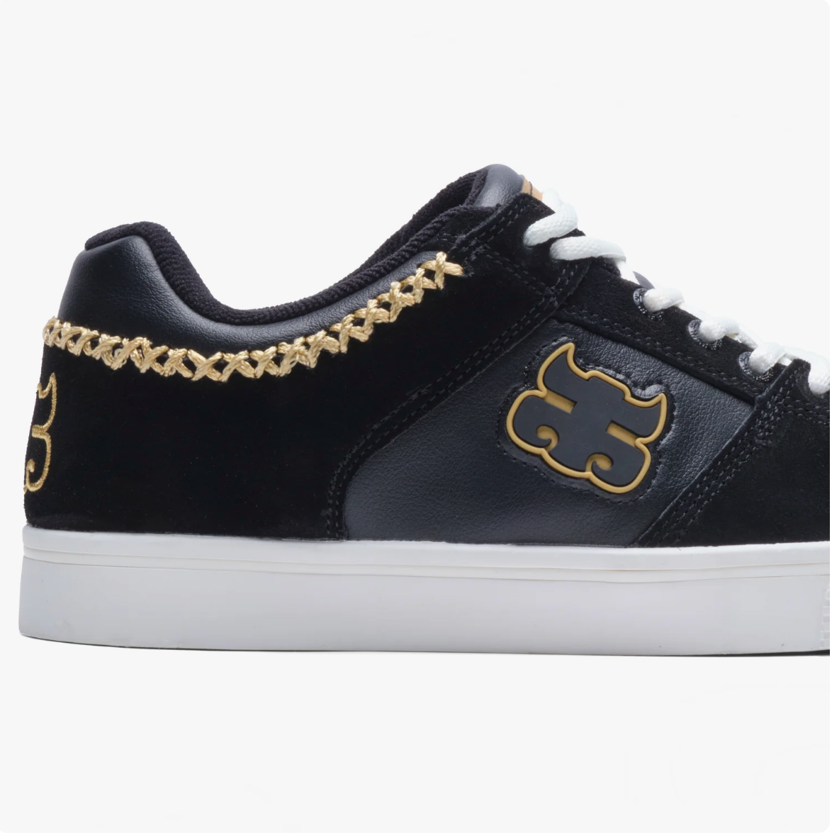 Ipath Reed Low Shaggy Black Suede Shoes